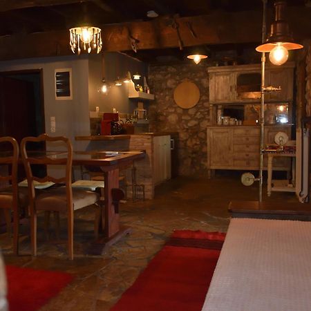 Вилла Μικρή Πέτρινη Μεζονέτα 2 Lilaia Экстерьер фото