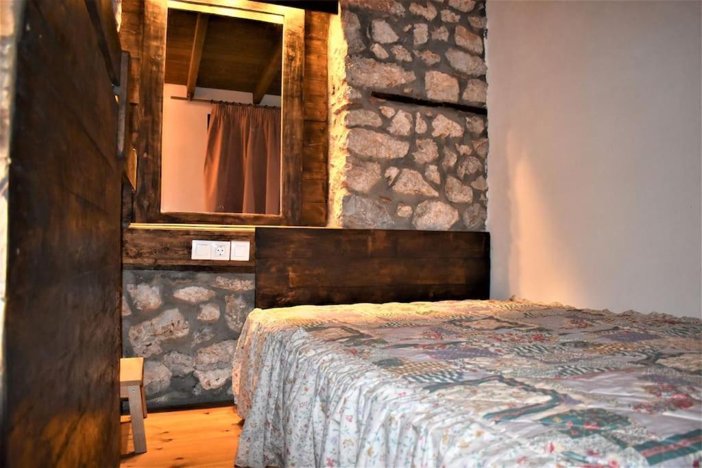 Вилла Μικρή Πέτρινη Μεζονέτα 2 Lilaia Экстерьер фото