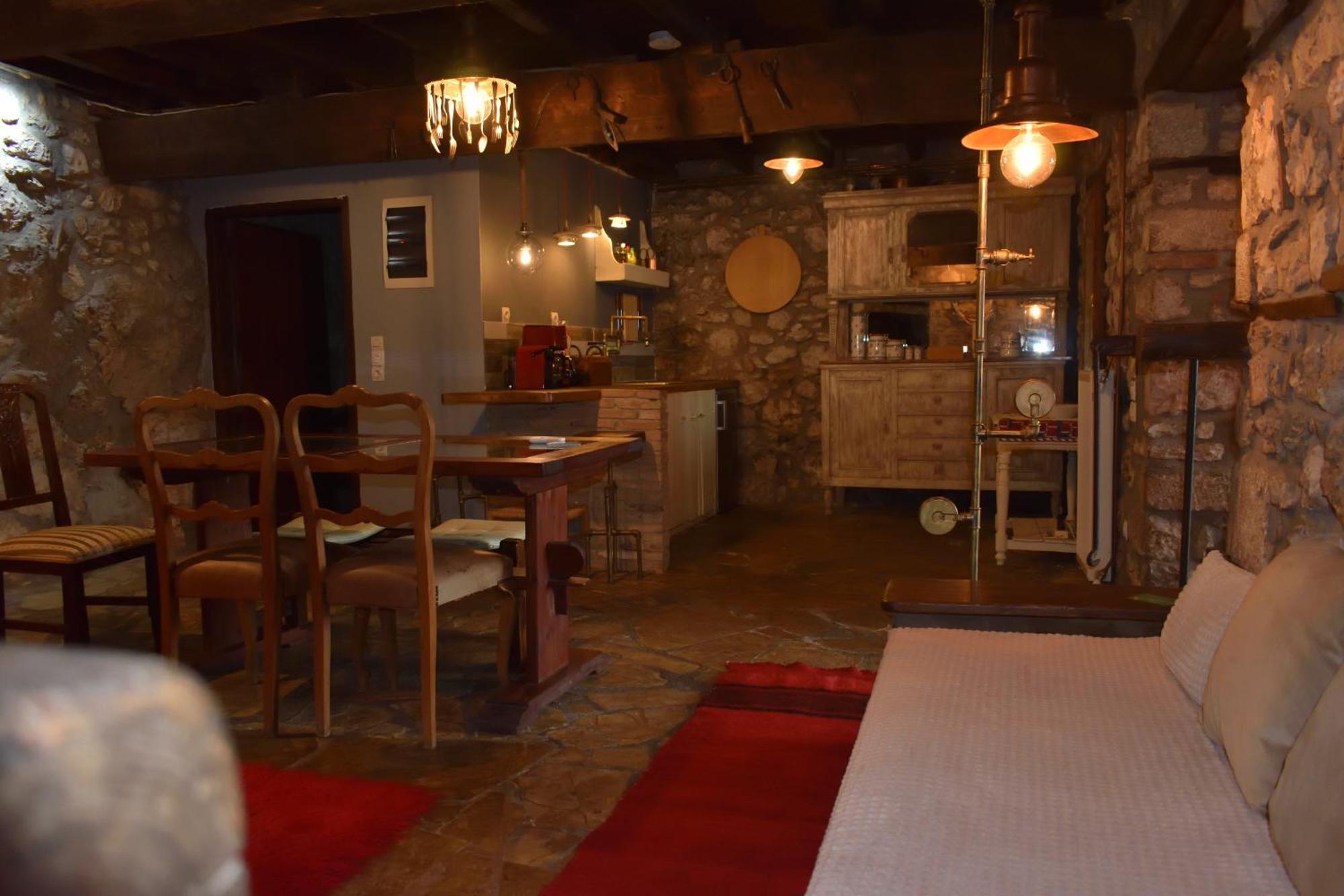 Вилла Μικρή Πέτρινη Μεζονέτα 2 Lilaia Экстерьер фото